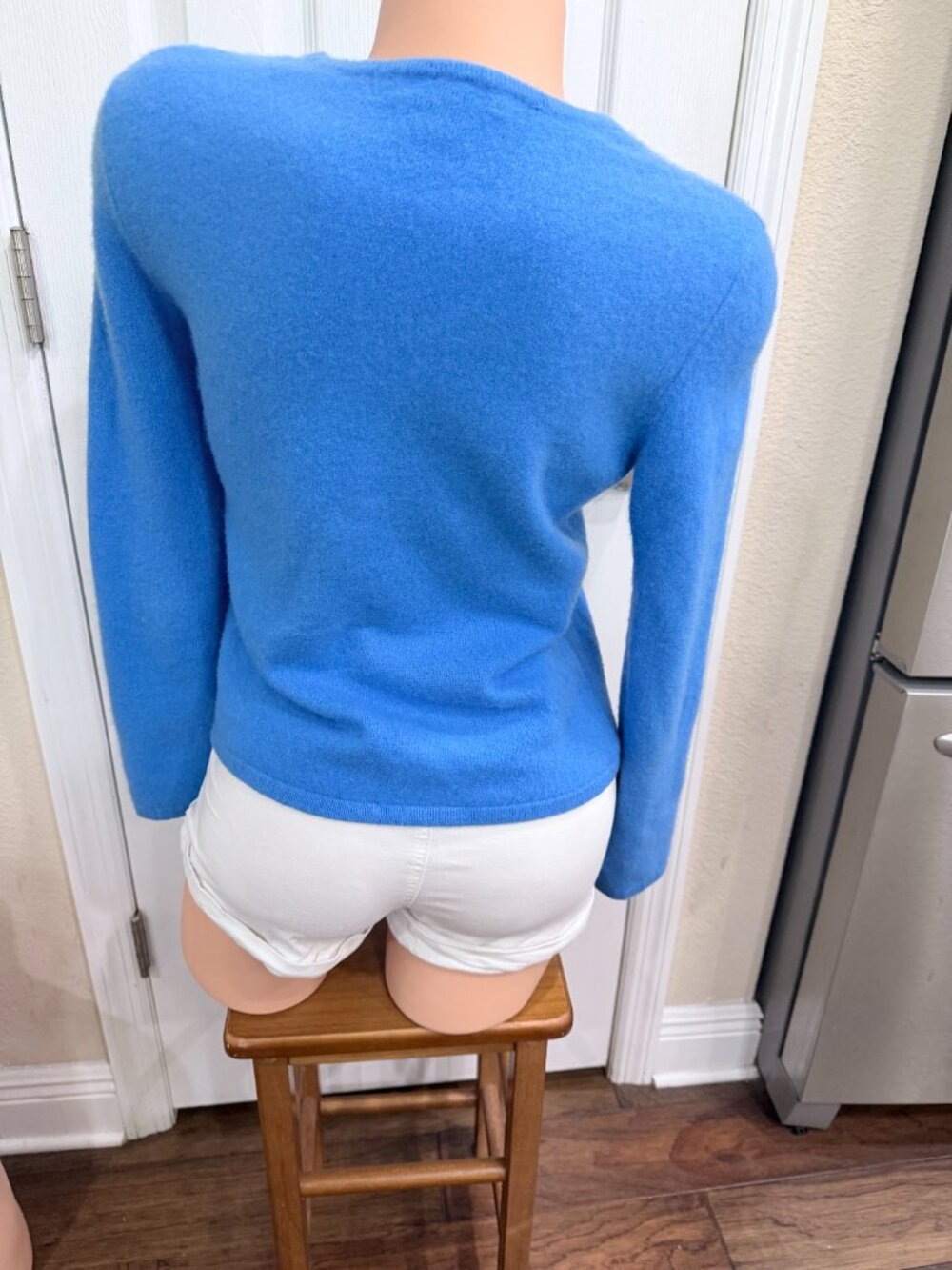 Lands’ End 100% Cashmere Blue Argyle Sweater M Soft Luxury Knit - Picture 2 of 10